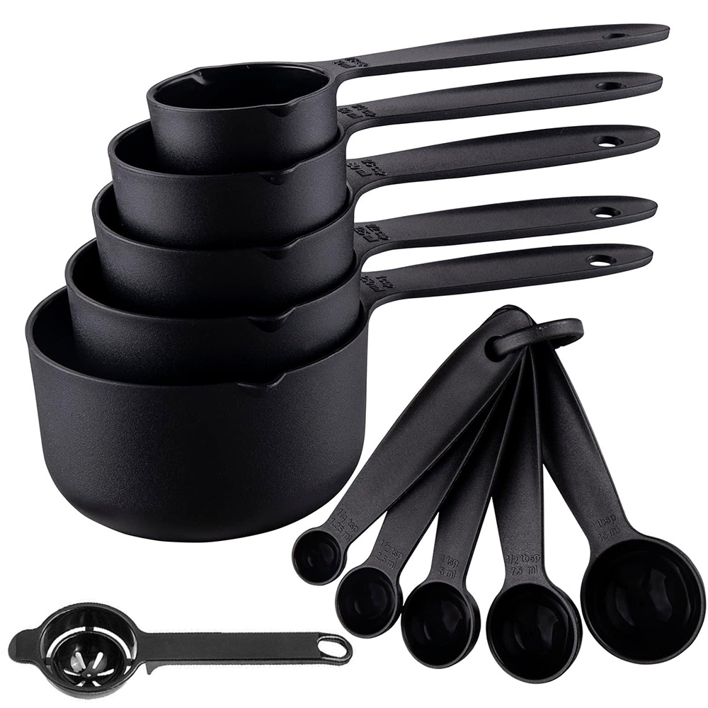 Kitchen Gadgets And Appliances - 11-delige plastic maatbekers & eigeel-scheiders, stapelbare
